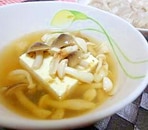 豆腐ときのこの和風スープ